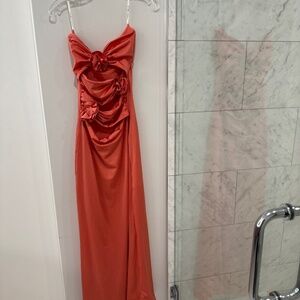 Maygel Coronel Veranera Coral  cut-out dress